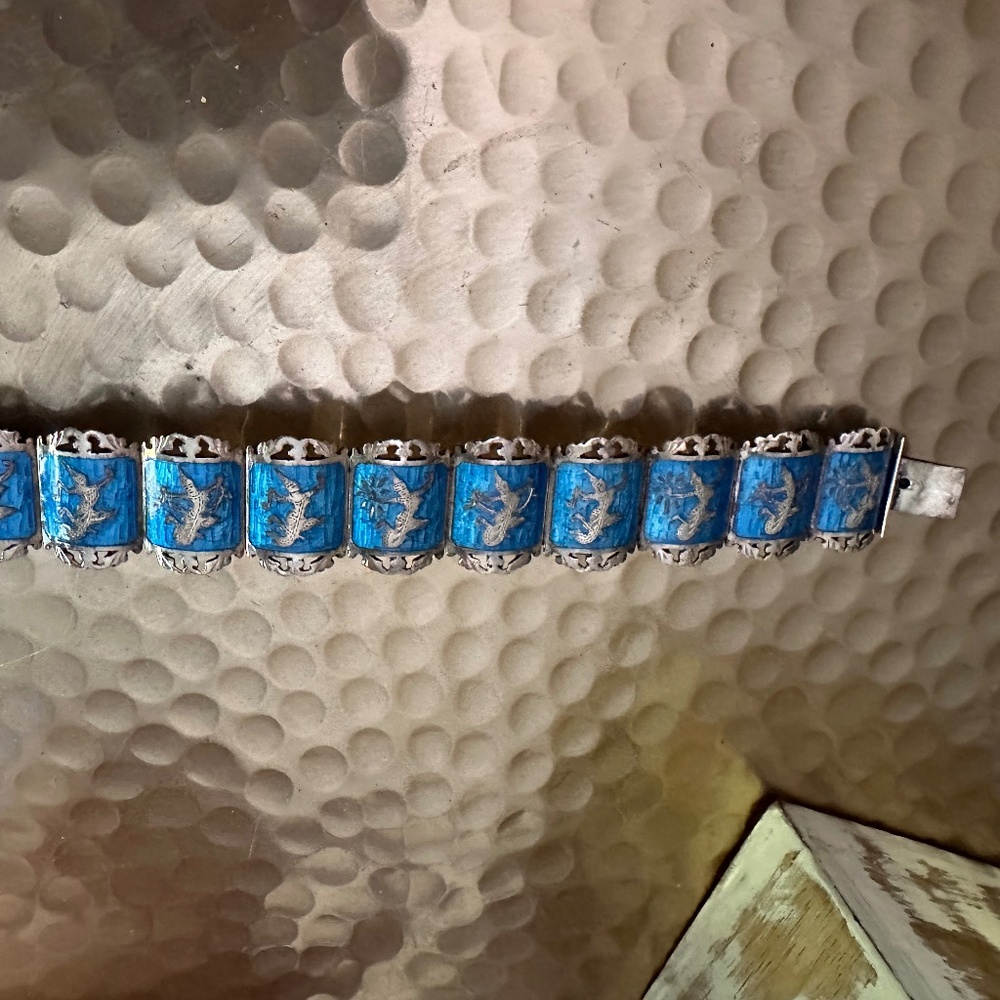 SALE -Vintage Filigreed Siam 925 Sterling w RARE Blue Enamel Dancers Bracelet 7"